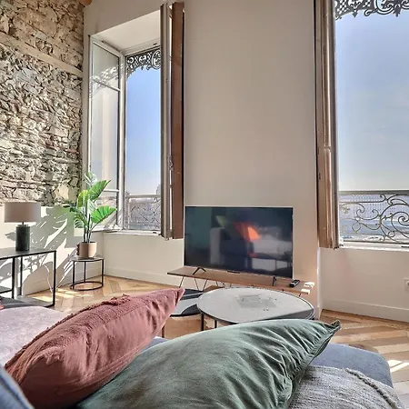 Apartmán Charming With An Unobstructed View